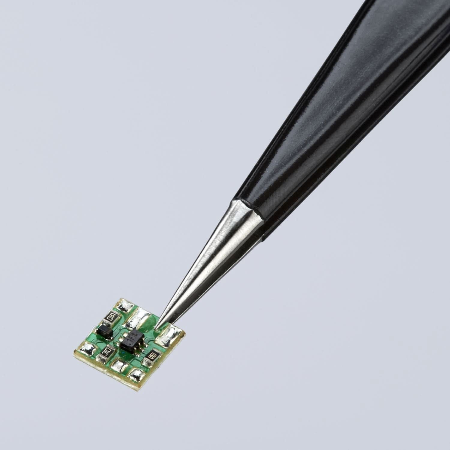 92 21 01 ESD-40368531_5.jpg